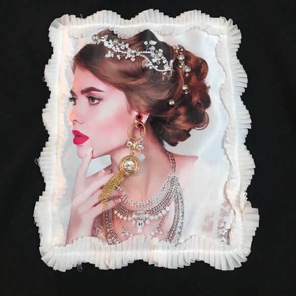 3D Jewelry Embellished Blouse - Picture 4 of 4